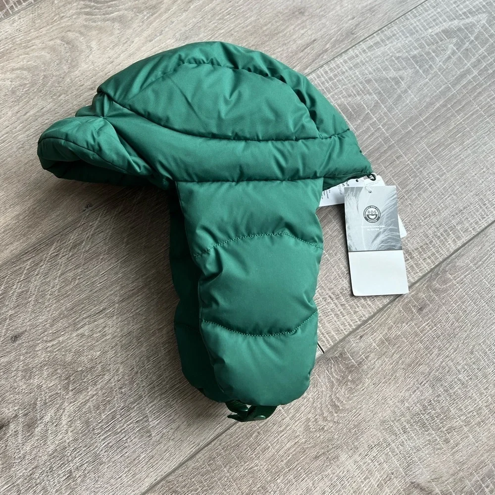 Lululemon Wunder Puff Trapper Hat in Everglade Green